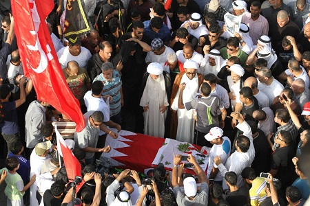 حضور ده ها هزار نفر در مراسم تشييع شهيد العبار