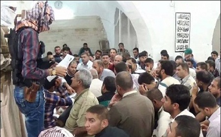 داعش: 50 ضربه شلاق برای غیبت در نمازجمعه/بیعت اجباری با داعش