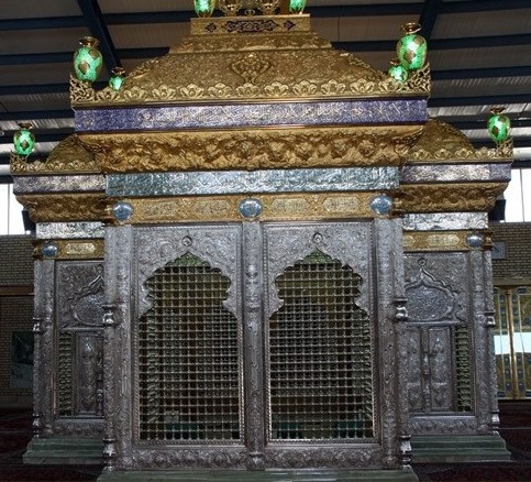 رونمایی از ضریح جدید حرمین عسکریین در قم
