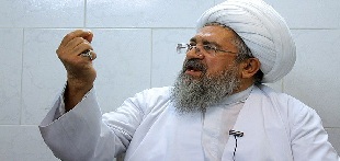 محمدمهدی نکونام، فرزند آیت الله محمدرضا نکونام، در توضیحی کوتاه، ضمن تکذیب آنچه «حرفهای بی‌مورد» دربارهٔ پدرش می‌خواند، ابراز امیدواری کرد که مسالهٔ پیش آمده «به زودی برطرف» شود.  متنی که در سایت آیت الله نکونام به نقل از فرزند وی منتشر شده در پی می‌آید؛  «حرف‌های بی‌موردی که در سایت‌ها نسبت به پدر بنده حضرت آیت الله نکونام زده شد، هیچ کدام درست نبوده و ایشان در صحت و سلامت کامل به سر می‌برند و جهت پاره‌ای از توضیحات به دادسرای ویژهٔ روحانیت مراجعه نمودند و برخورد‌ها بسیار خوب بوده است و انشاء الله به زودی برطرف می‌شود». وی با اشاره به جنگ تمام عیار فرهنگی و اقتصادی استکبار با جمهوری اسلامی ایران، بیان کرد: دشمن برای اینکه بتواند به اهداف مذکور ضربه وارد کند از تمام تجربه، تخصص، دانش، اقتصاد، نفوذ سرویس‌های جاسوسی و... استفاده می‌کند.